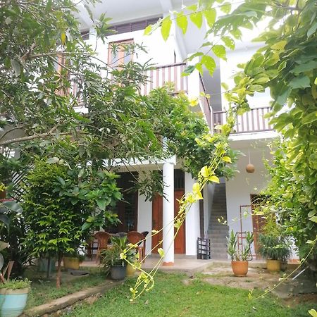 Hiriketiya Hasmal House Apartment Dickwella Exterior photo